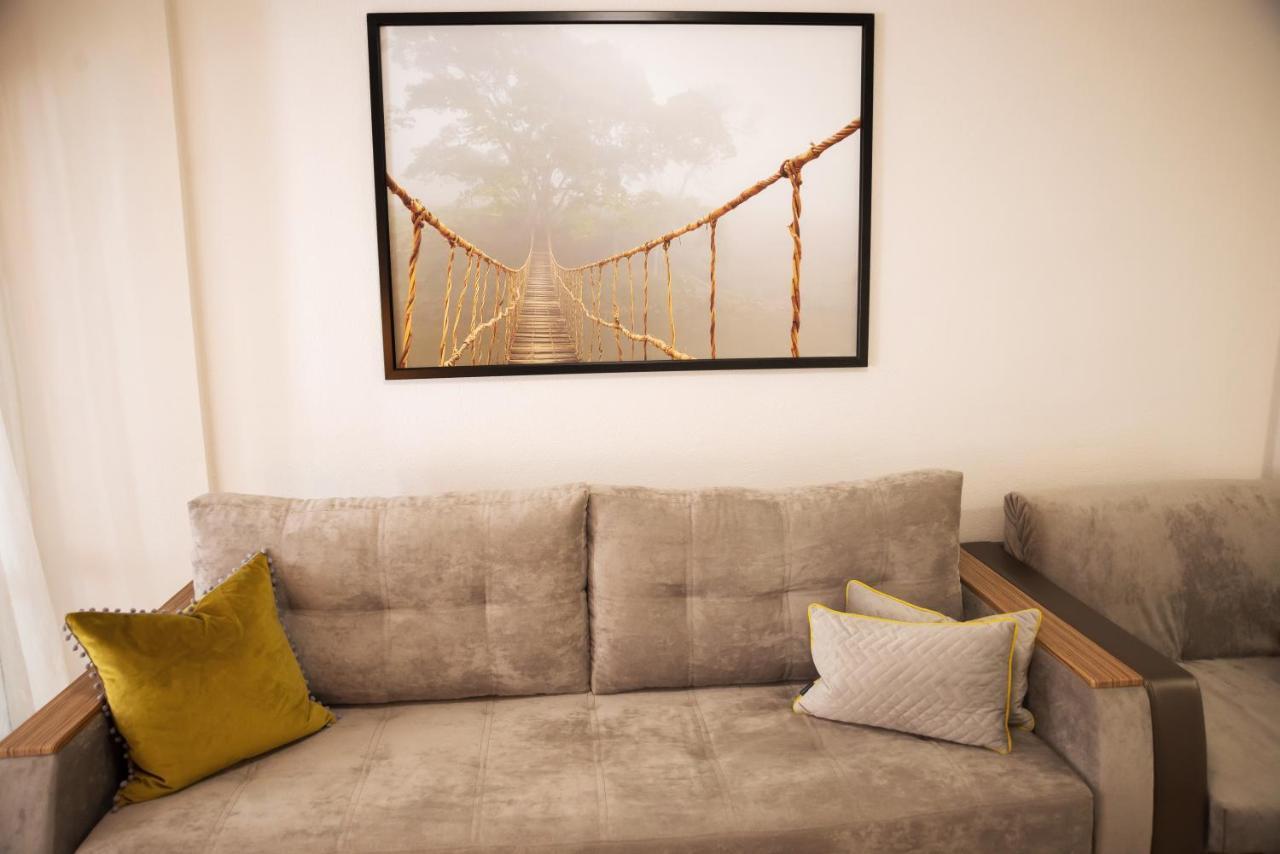 Holiday Studio Jardin Playa Torrevieja Buitenkant foto