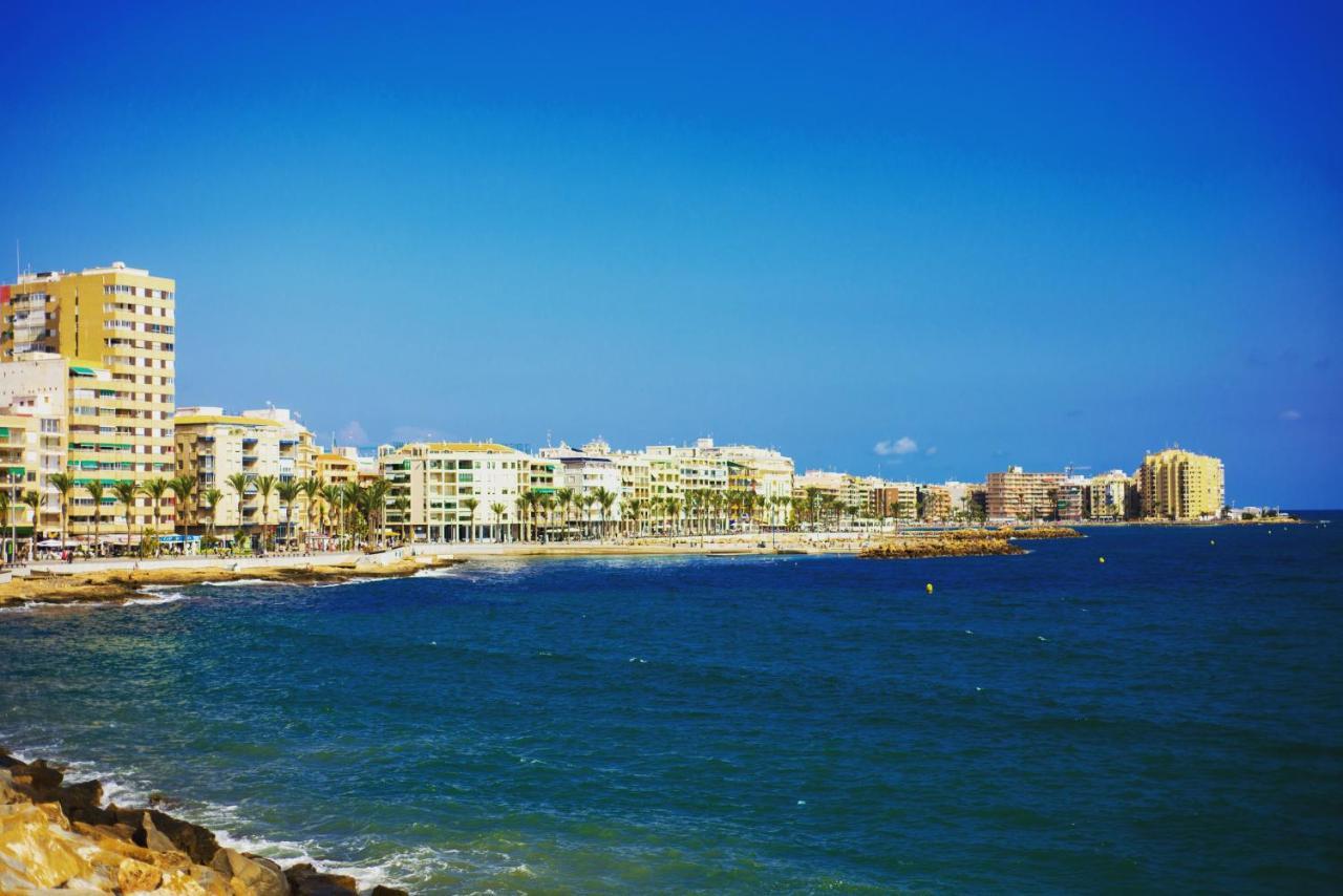 Holiday Studio Jardin Playa Torrevieja Buitenkant foto