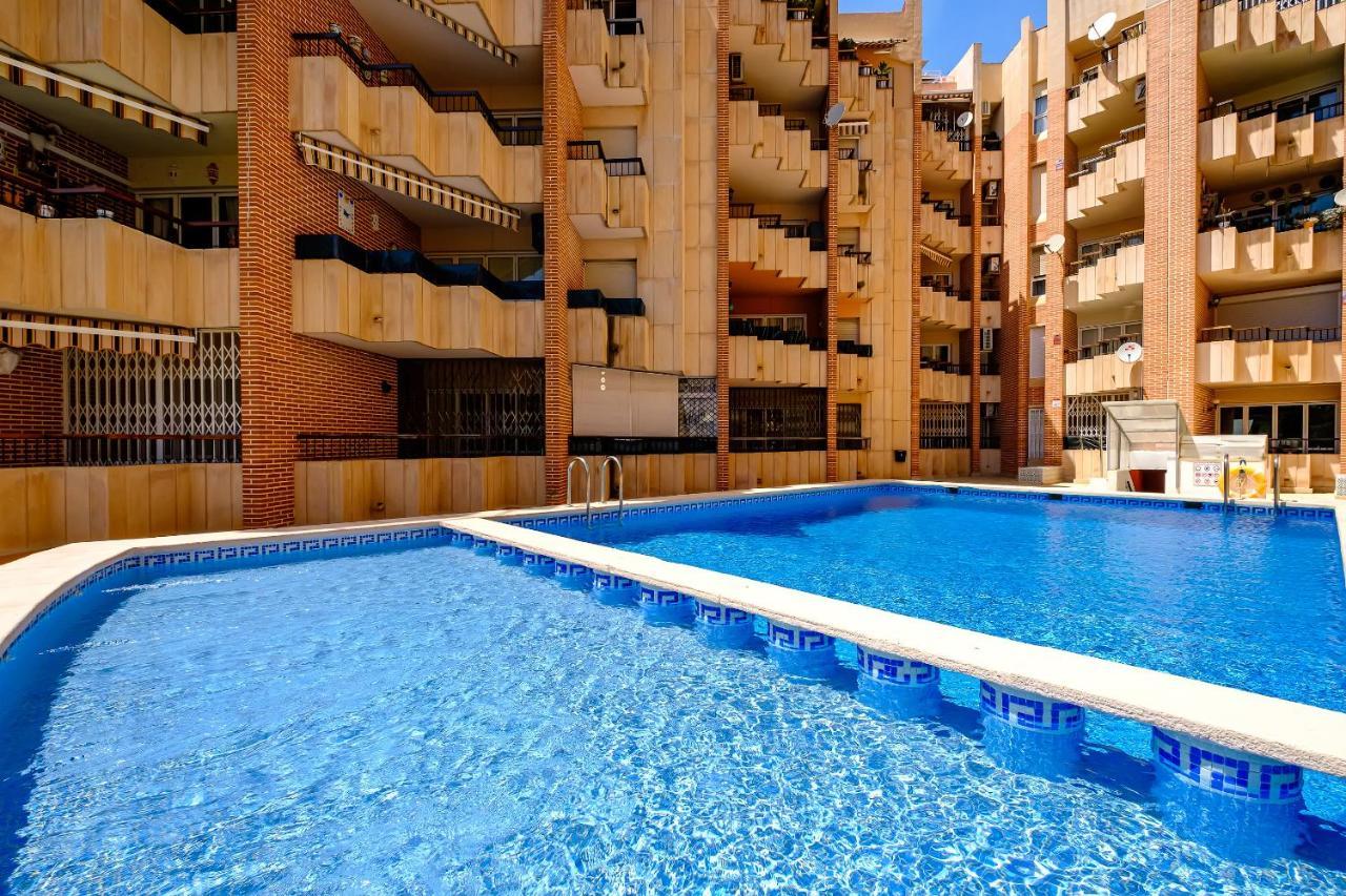 Holiday Studio Jardin Playa Torrevieja Buitenkant foto