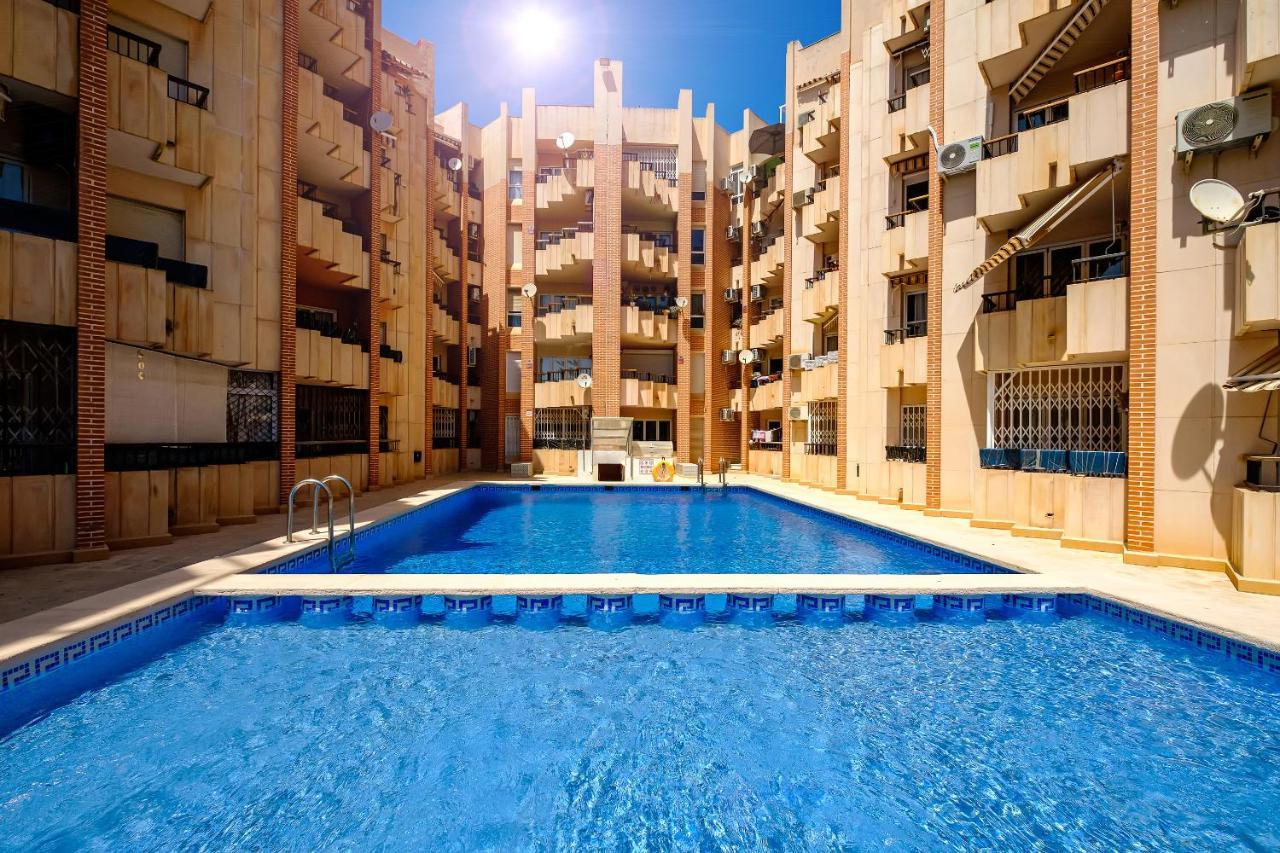 Holiday Studio Jardin Playa Torrevieja Buitenkant foto