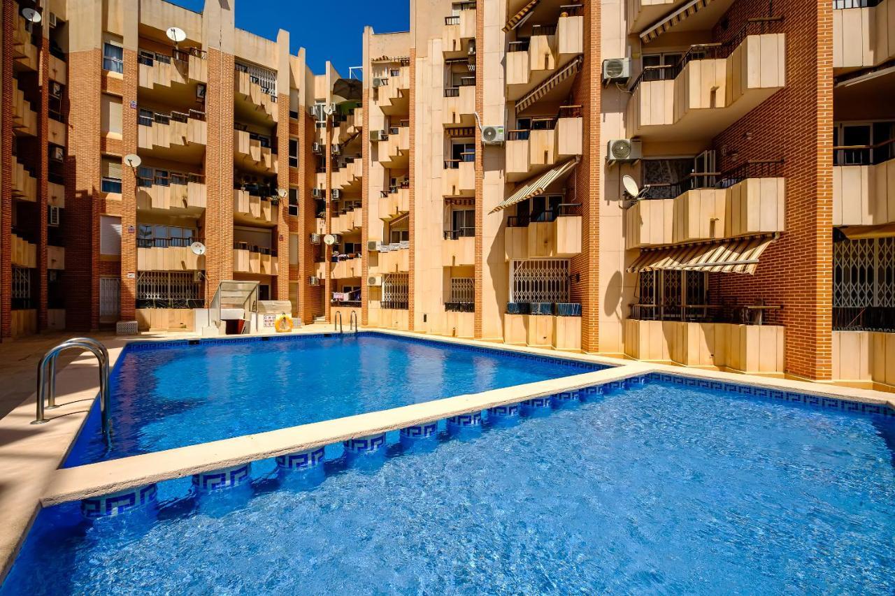Holiday Studio Jardin Playa Torrevieja Buitenkant foto