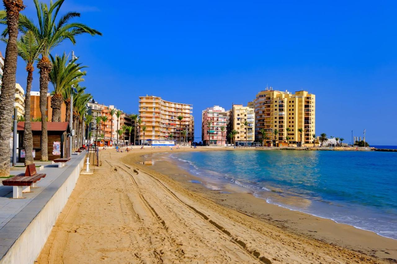 Holiday Studio Jardin Playa Torrevieja Buitenkant foto